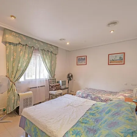 Executive 5 Star 2-bed In Apartman